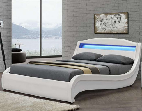 Ergonomi Çağdaş Döşemeli Karyola LED Işıklı Beyaz Pu Deri