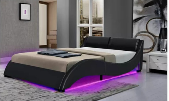 Led aydınlatma ile döşenmiş platform yatak çerçevesi, eğri tasarım