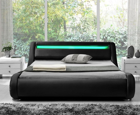 Lüks Chesterfield Döşemeli Karyola King Size Eğimli Başlık