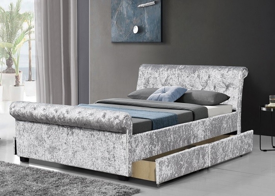 King size Chesterfield dört çekmeceli tufted depolama yatağı
