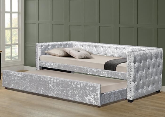 Crush Kadife Döşemeli Tekerlekli Daybed
